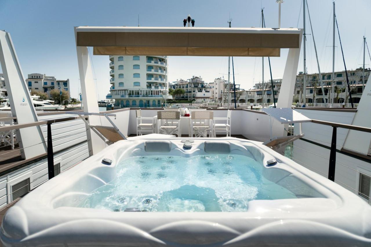 Portoverde Luxury Houseboat Misano Adriatico Exteriör bild