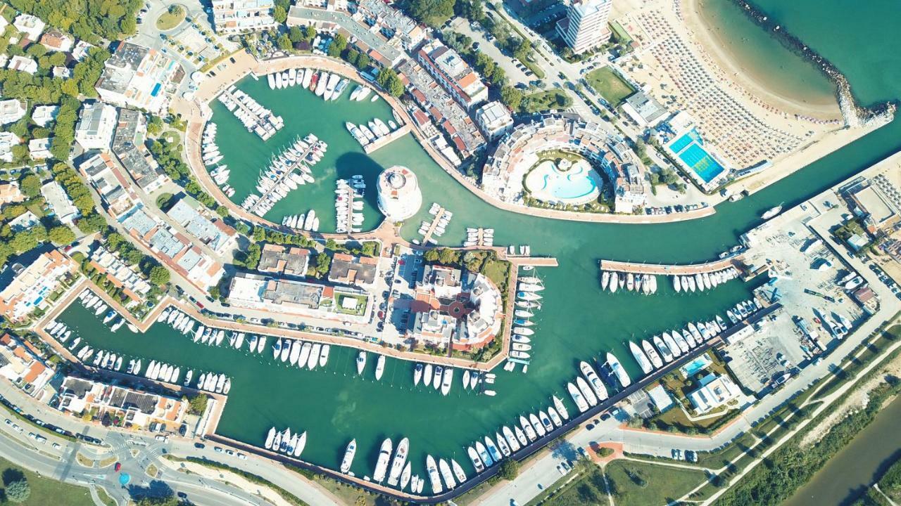 Portoverde Luxury Houseboat Misano Adriatico Exteriör bild
